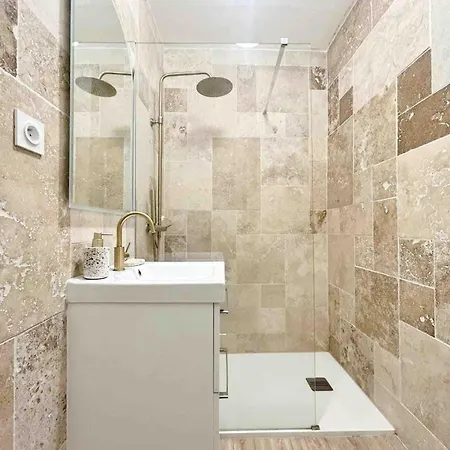 Le Claridge - 4 Prs - Clim - Balcon - 5 Min Plages * Antibes