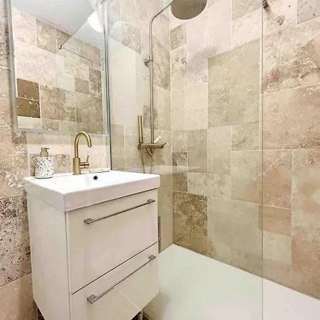 公寓 Le Claridge - 4 Prs - Clim - Balcon - 5 Min Plages *